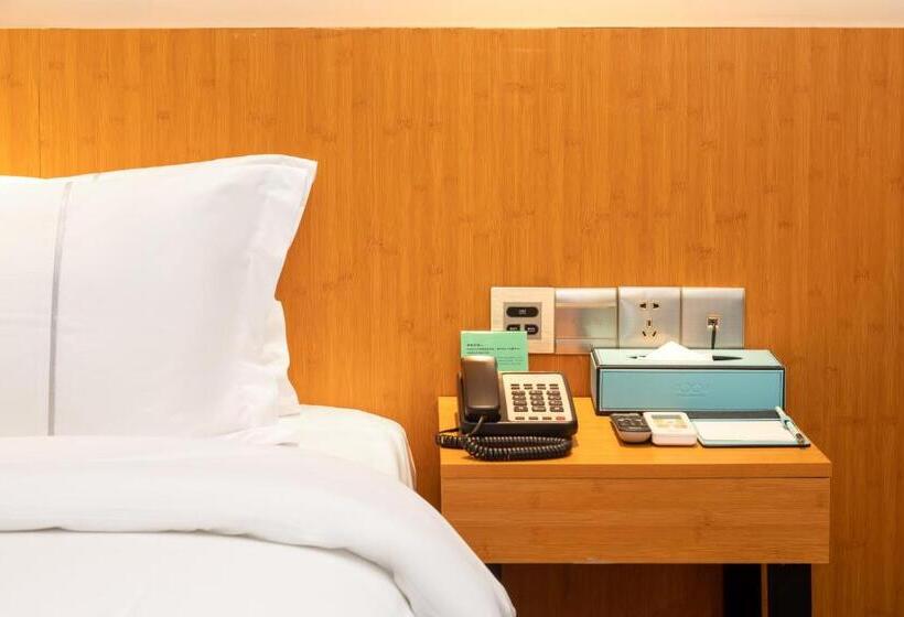 Xana Lite Hotel Guangzhou Fangcun Huadiwan Metro Station