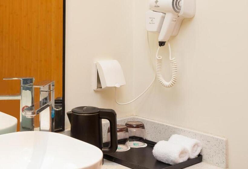 Xana Lite Hotel Guangzhou Fangcun Huadiwan Metro Station