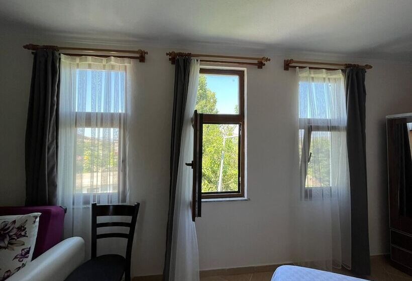 Akar Butik Otel Gökçeada