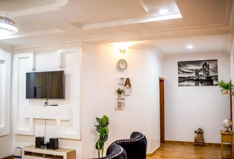 تختخواب و صبحانه Geza Luxury Apartment