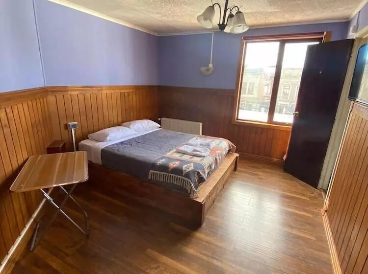 ベッドアンドブレックファースト Hostal Ochen Punta Arenas