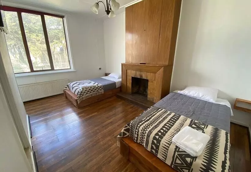 ベッドアンドブレックファースト Hostal Ochen Punta Arenas