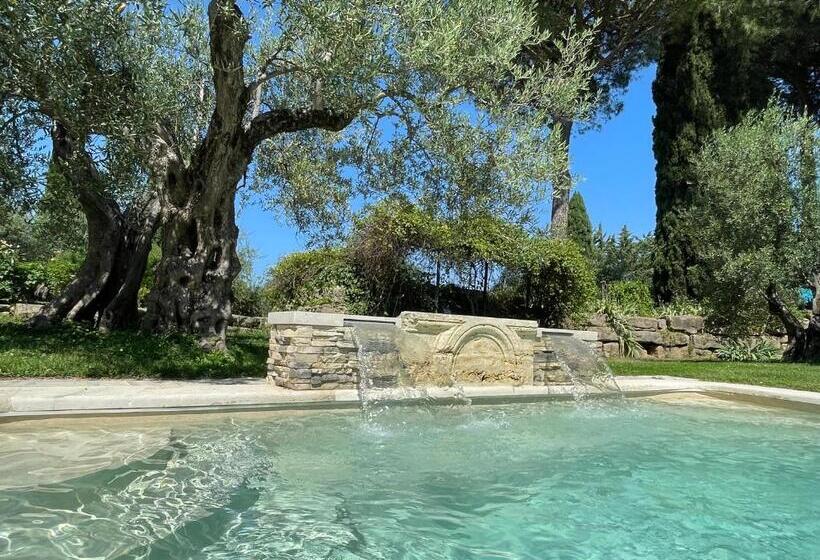 تختخواب و صبحانه Le Balze Camere In Villa