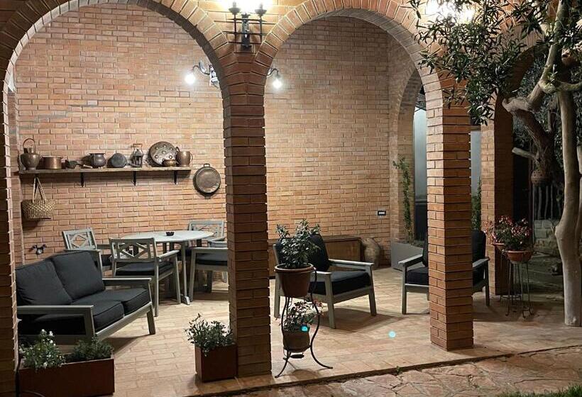 تختخواب و صبحانه Le Balze Camere In Villa