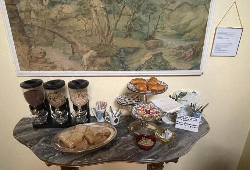 تختخواب و صبحانه Le Balze Camere In Villa