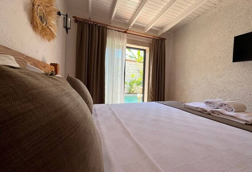 هتل Armi Alaçatı