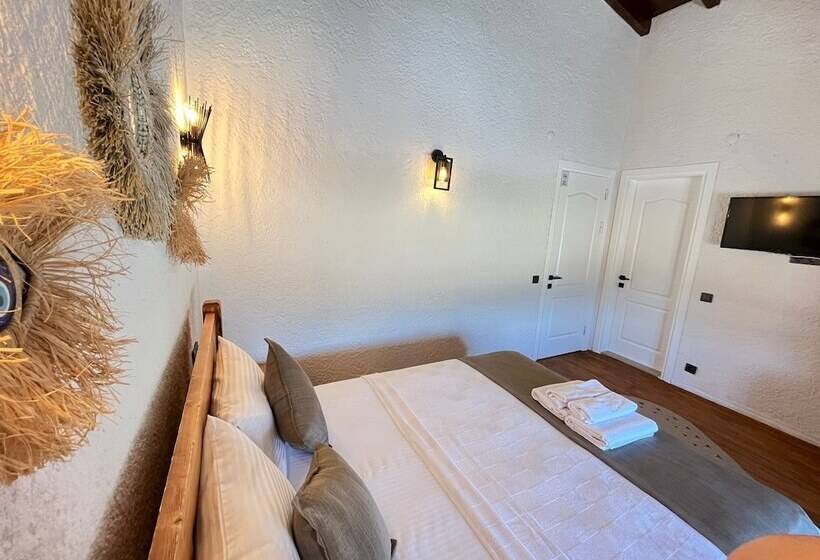 هتل Armi Alaçatı