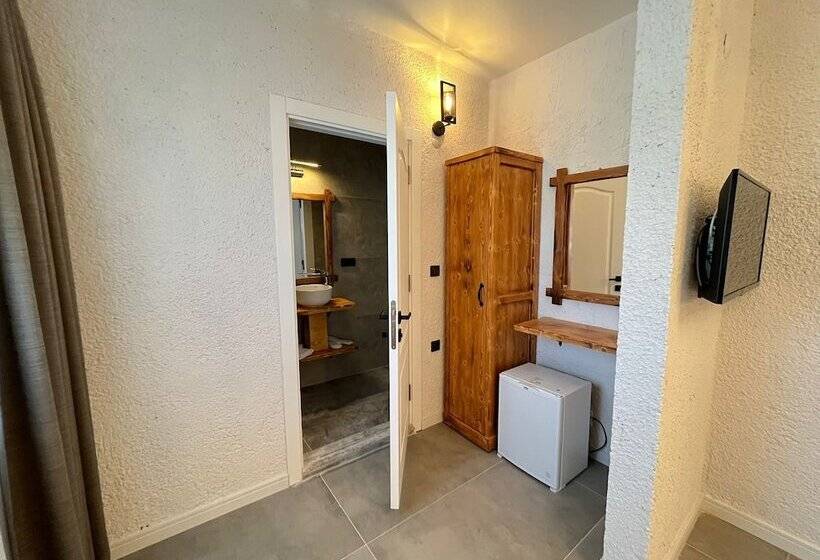 هتل Armi Alaçatı