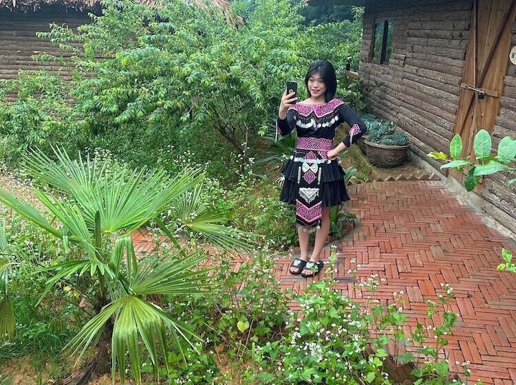 هتل Bac Ha Lodge Retreat