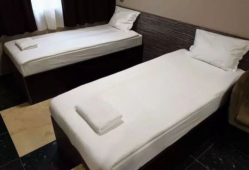 هتل Central
