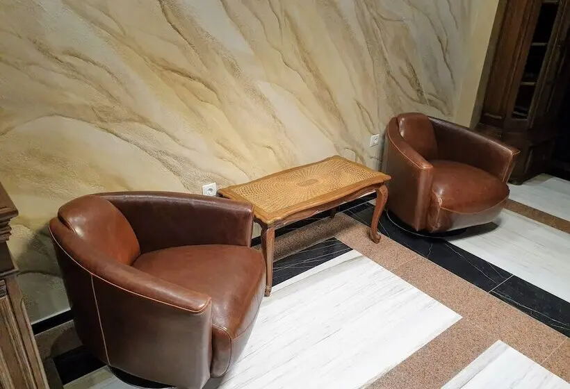 هتل Central