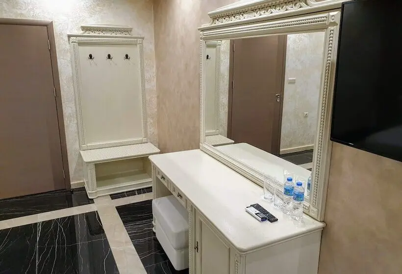 هتل Central