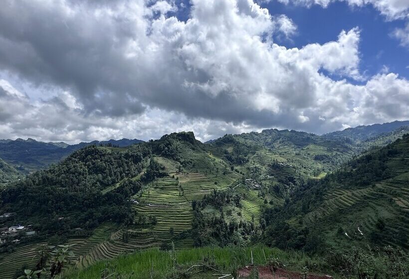 هتل Bac Ha Charm Stay