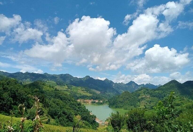 هتل Bac Ha Charm Stay