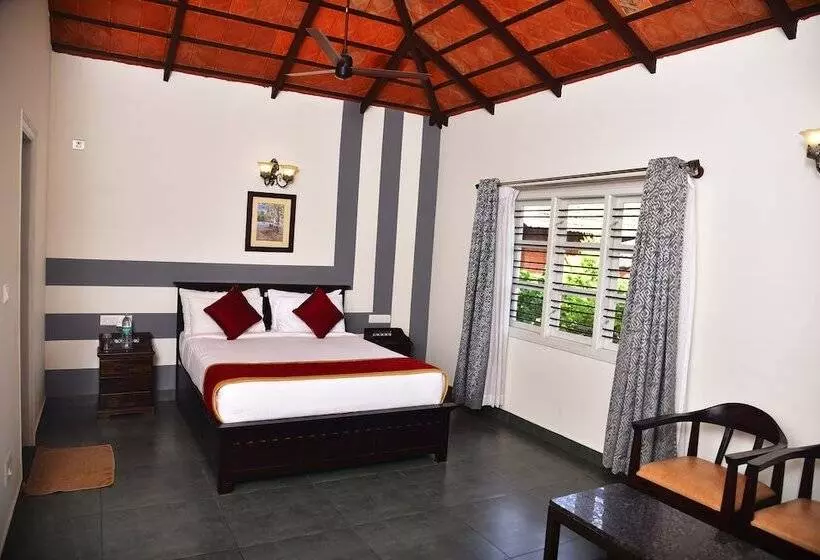 Hotelli Clover Holiday Village