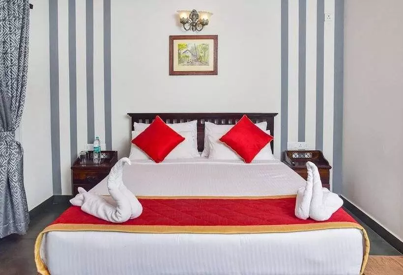 Hotelli Clover Holiday Village