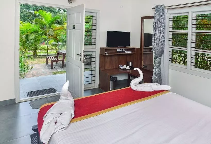 Hotelli Clover Holiday Village