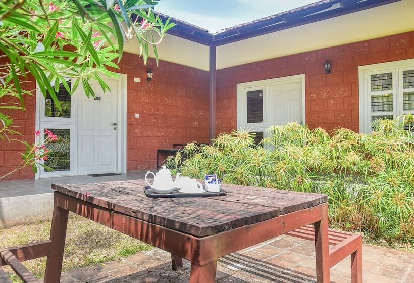 호텔 Clover Holiday Village