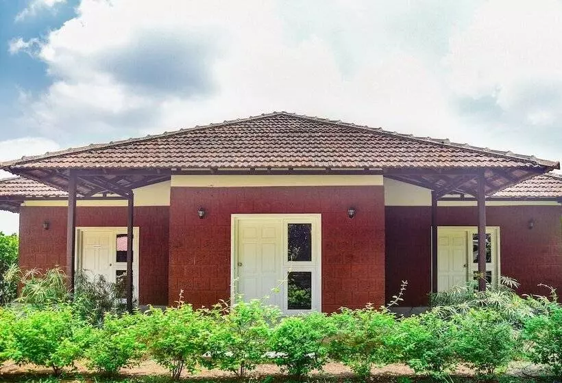 Hotelli Clover Holiday Village