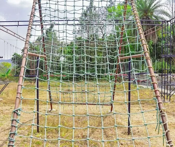 Hotelli Clover Holiday Village