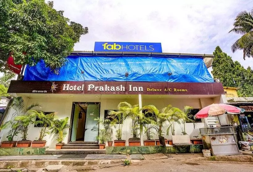 Hotelli Fabexpress Prakash Inn