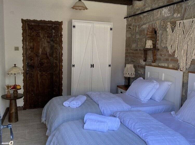 酒店 Ionia Liberty Stone