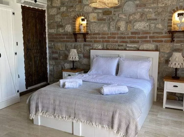 Hotelli Ionia Liberty Stone