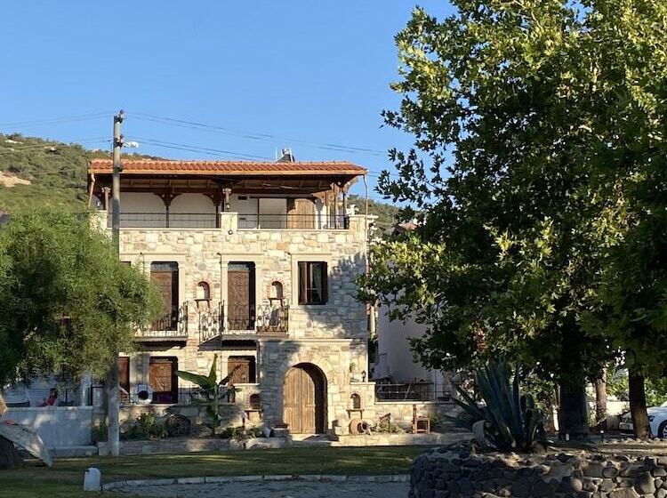 酒店 Ionia Liberty Stone