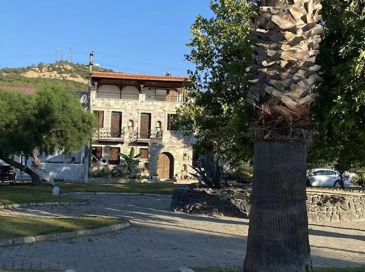 Hotelli Ionia Liberty Stone