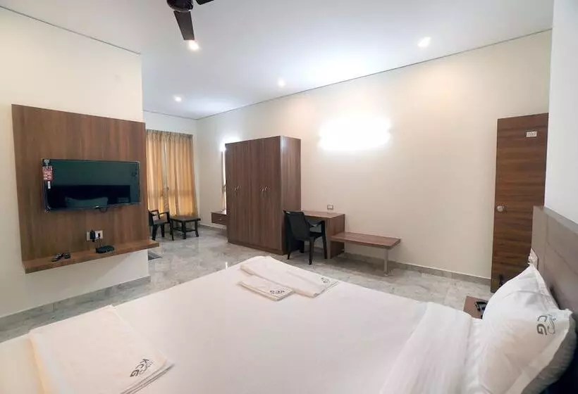 Hotelli Kcg Residency