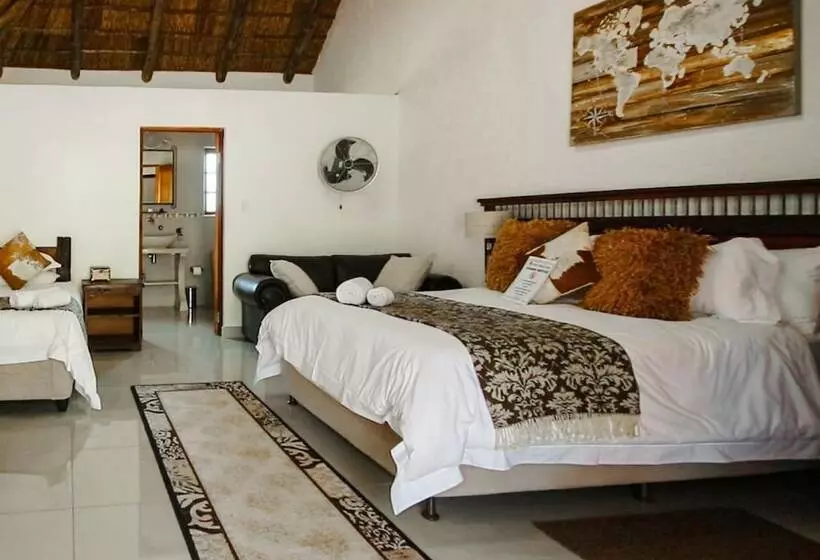 هتل Palm Afrique Lodge Botswana