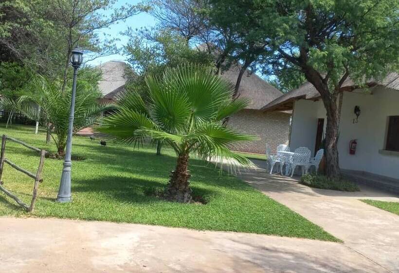 هتل Palm Afrique Lodge Botswana