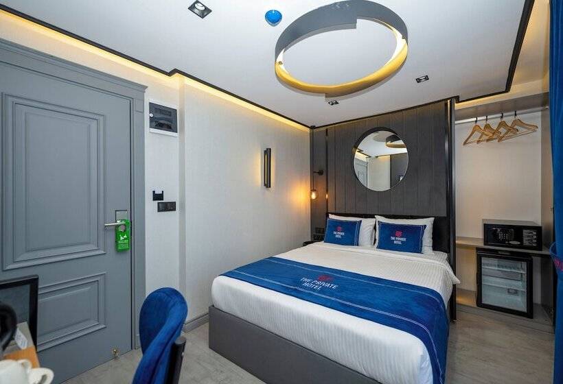 هتل The Private Airport