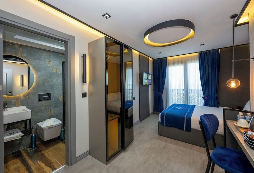 هتل The Private Airport