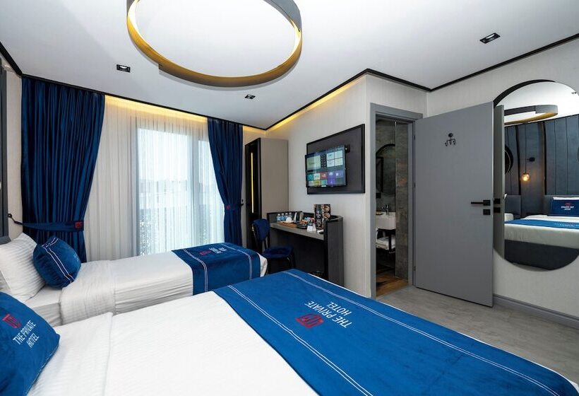 هتل The Private Airport