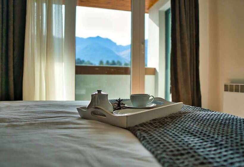 Local Stay Hotel, Bw Signature Collection