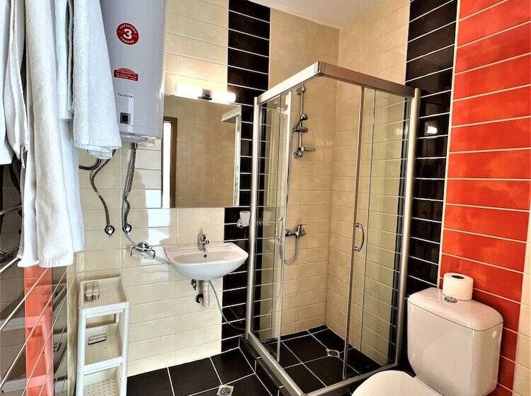 Local Stay Hotel, Bw Signature Collection