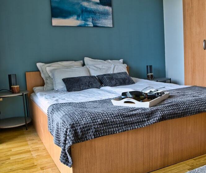 Local Stay Hotel, Bw Signature Collection