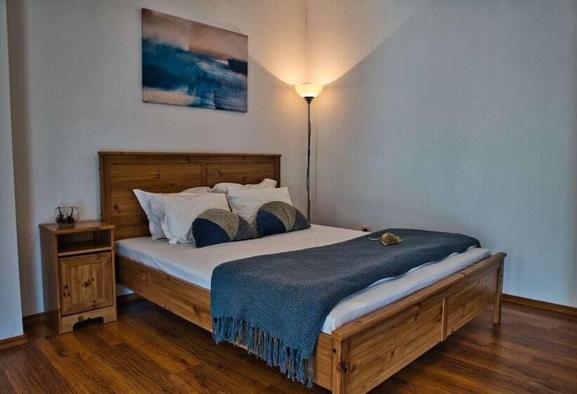 Local Stay Hotel, Bw Signature Collection