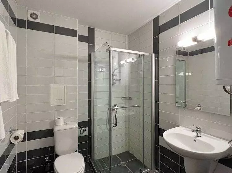 Local Stay Hotel, Bw Signature Collection