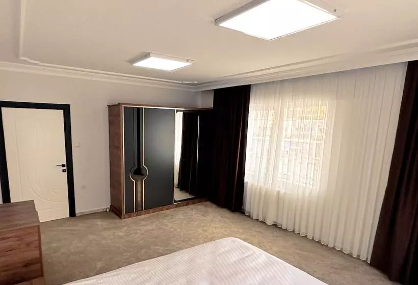 Lumiera Suites