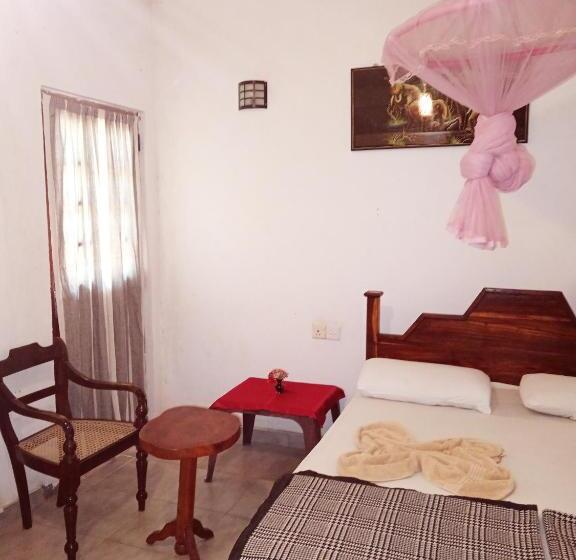 بنسيون City Escape