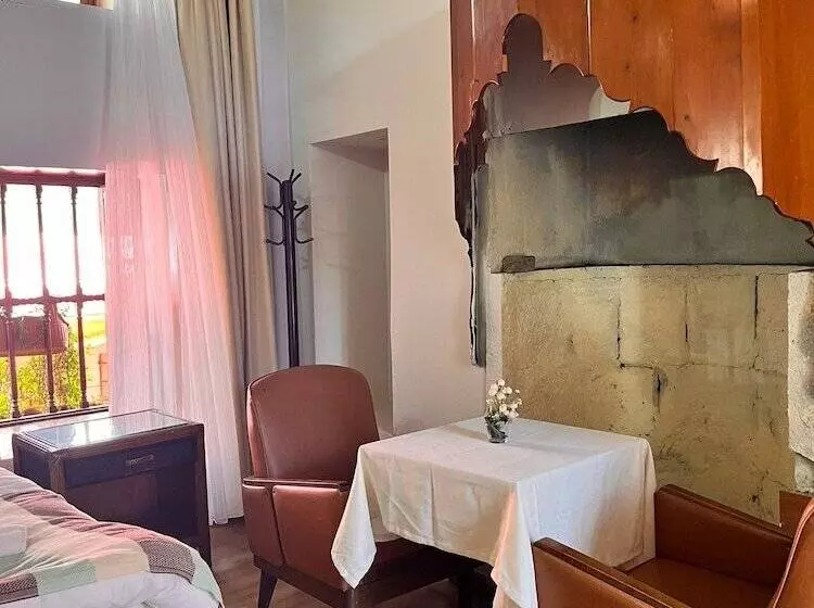 Majatalo Tarihi Sarı Konak