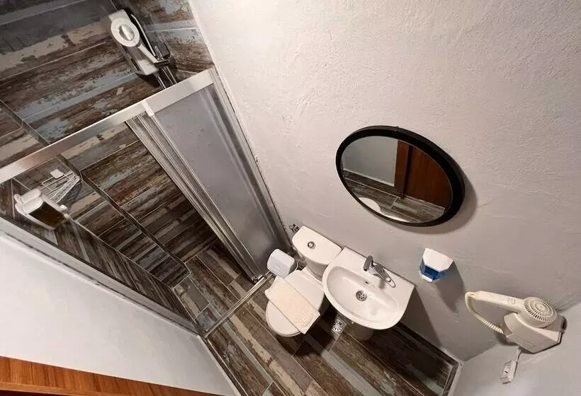 Majatalo Tarihi Sarı Konak