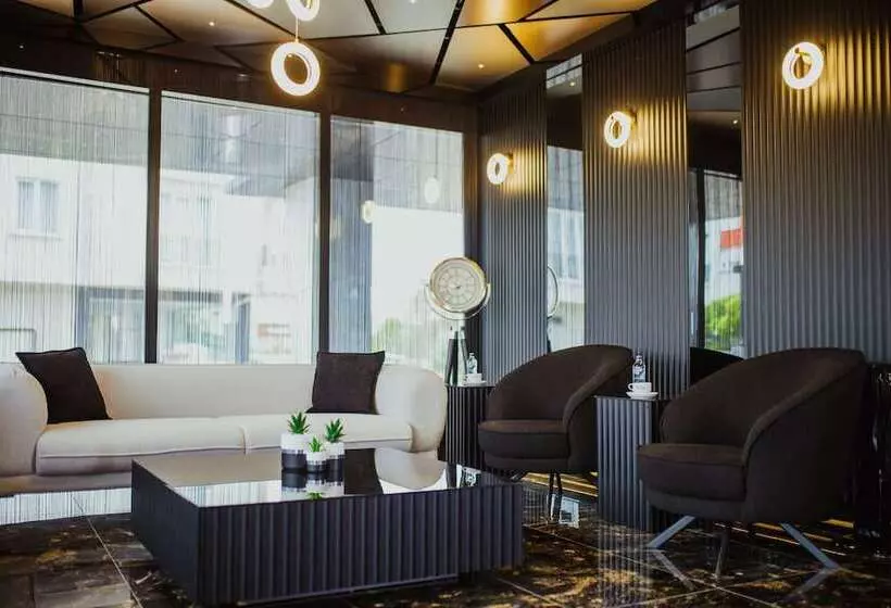 Quala Hotels