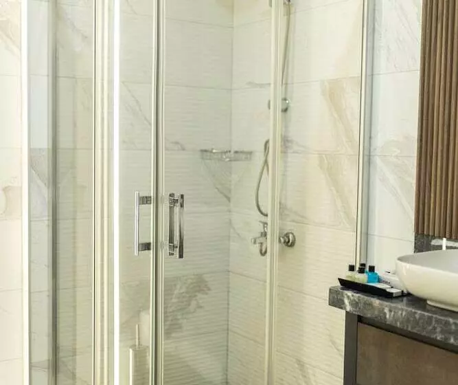 Quala Hotels