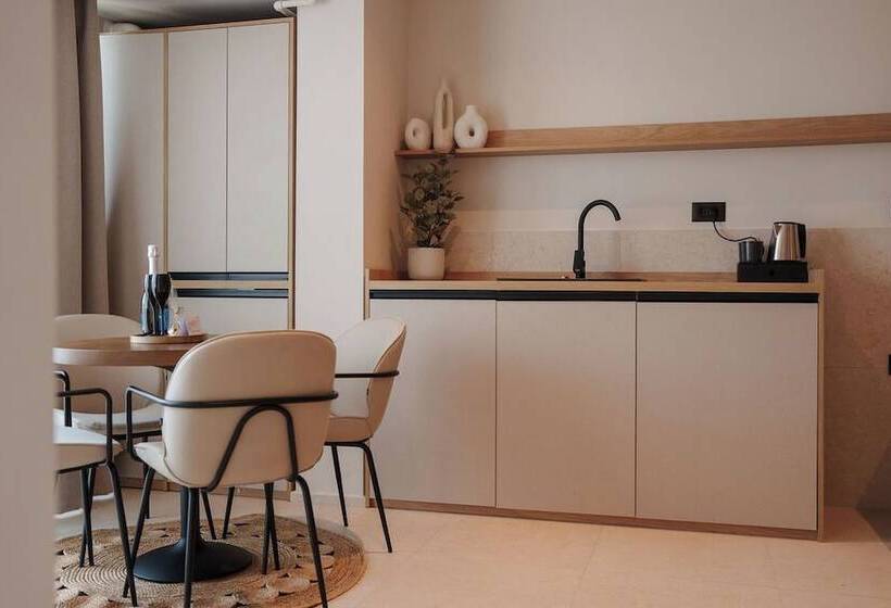 Alezzi Infinity Resort & Spa