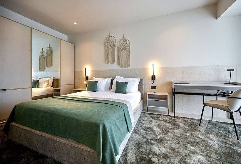 Alezzi Infinity Resort & Spa