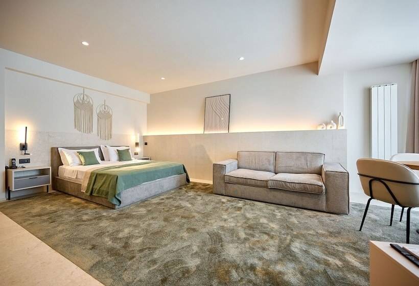 Alezzi Infinity Resort & Spa