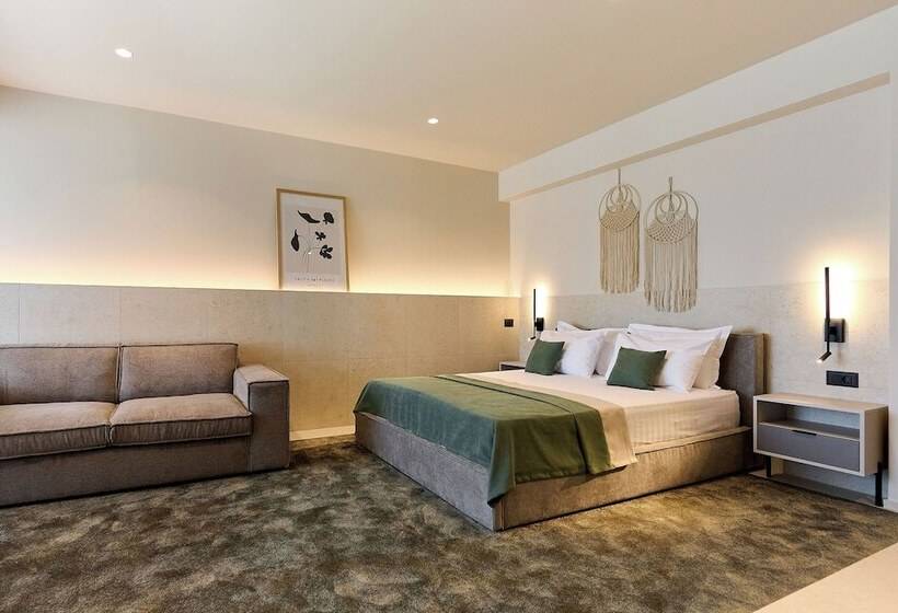 Alezzi Infinity Resort & Spa